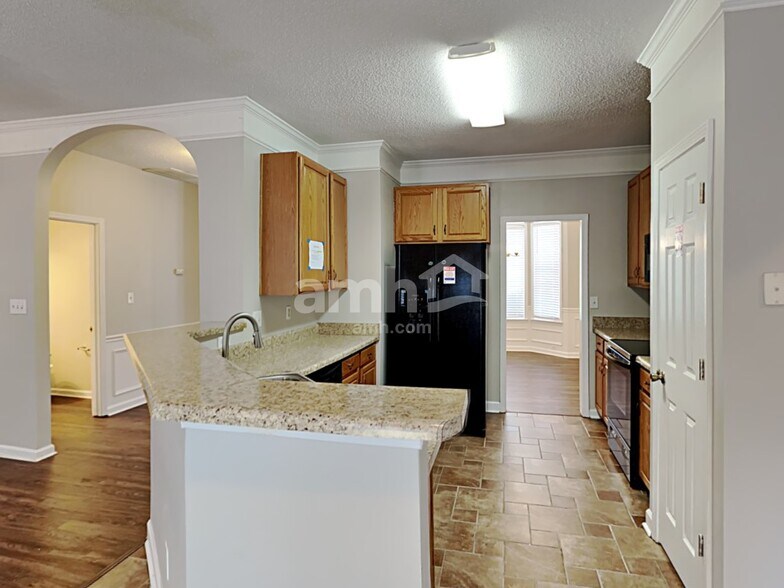 Building Photo - 11412 Leigh Glen Cir