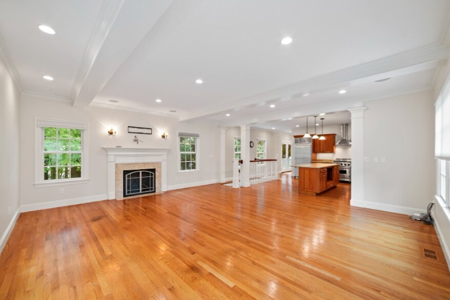 Building Photo - 15 Edgemoor Cir