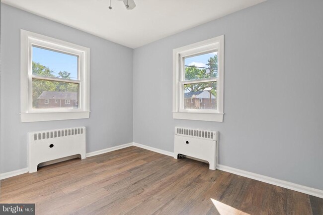 Building Photo - 114 F Cherry Parke