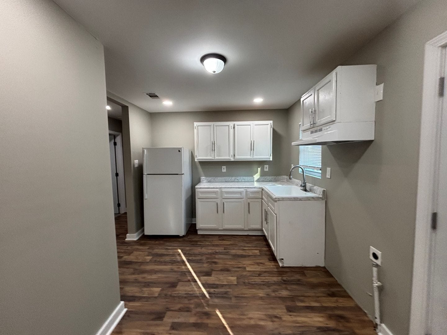 Building Photo - 3546 Debby Dr