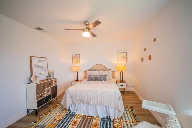 Building Photo - 10616 Mellow Meadow Dr