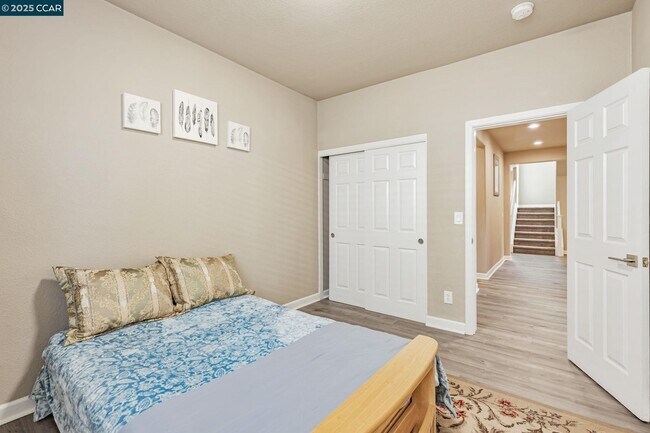 Building Photo - 4867 Big Bear Rd