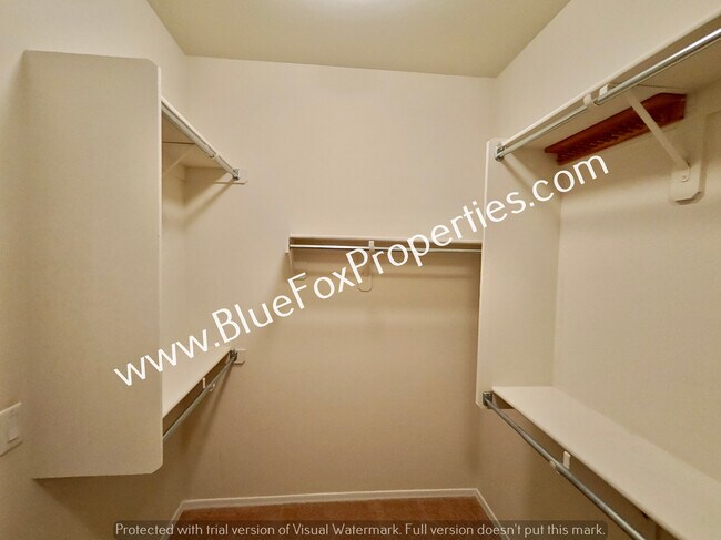 Building Photo - 11007 E White Sage Dr