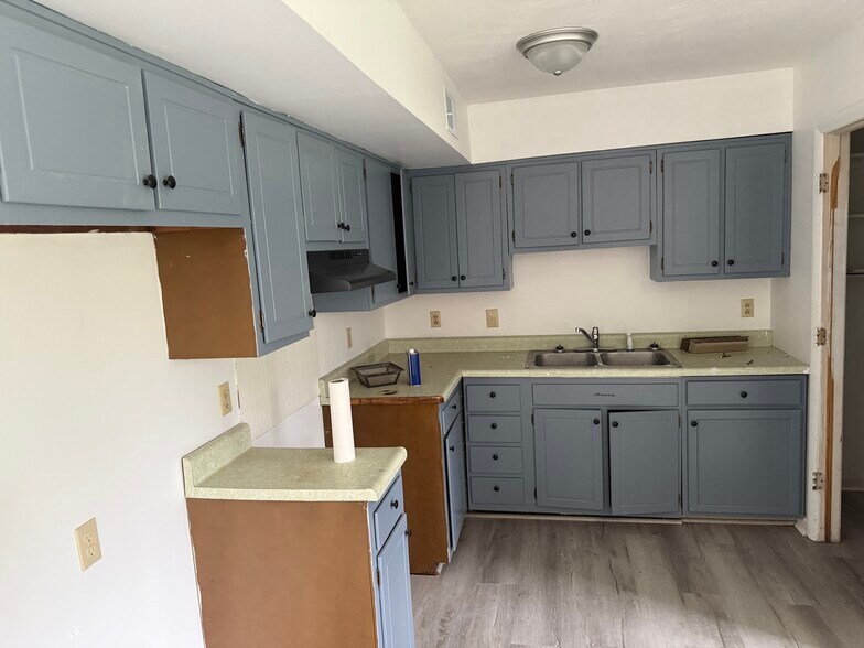 Kitchen - 430 N 20th St