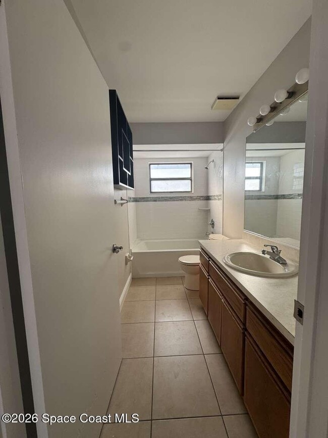 Building Photo - 897 S Patrick Dr