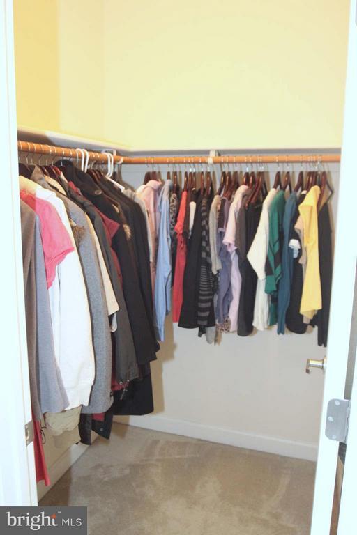 Building Photo - 623 Hurdle Mill Pl