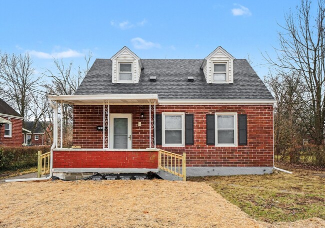 Building Photo - Stunning 3 Bed 1 Bath Home