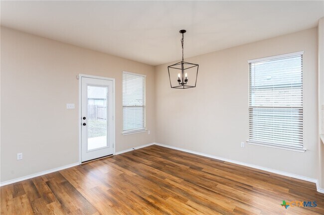 Building Photo - 1605 Henbit Ln