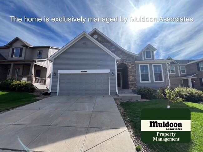 Building Photo - Beautiful Rancher with everything on one l...