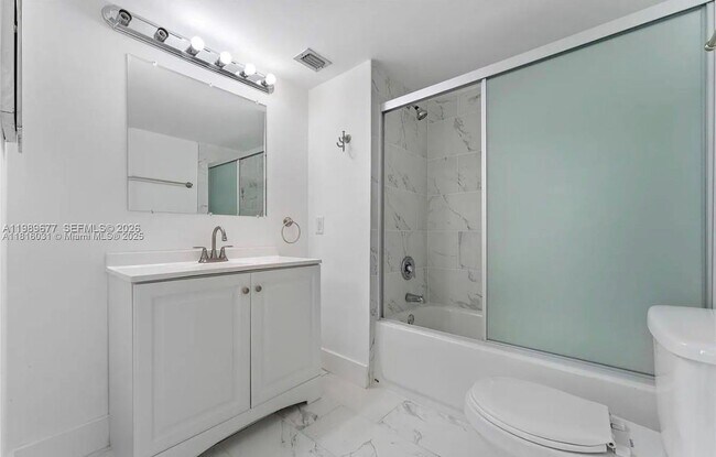 Building Photo - 3150 W Rolling Hills Cir