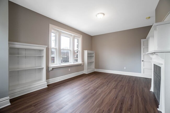 Building Photo - Classic 1900's building with all new interior space