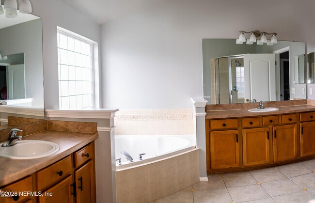 Building Photo - 850 Timberjack Ct