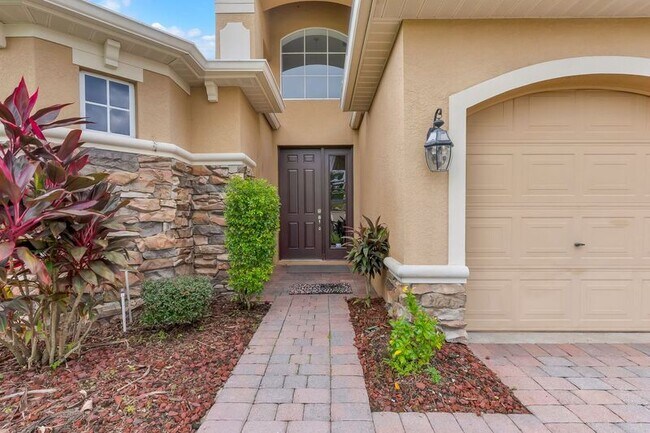 Building Photo - 3912 Heirloom Rose Pl