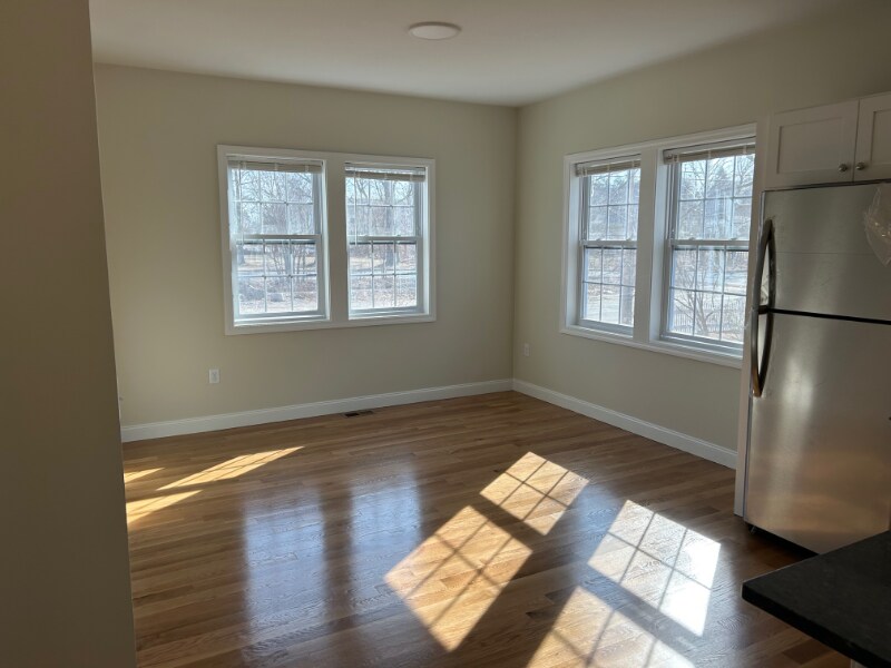 Building Photo - 12 Railroad Ave