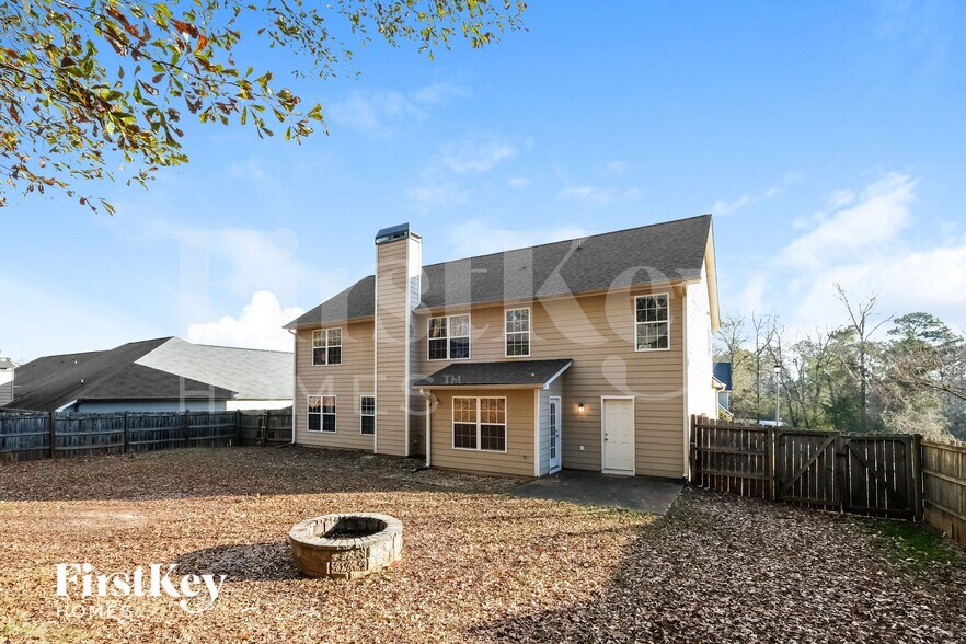 Building Photo - 622 River Rock Cir