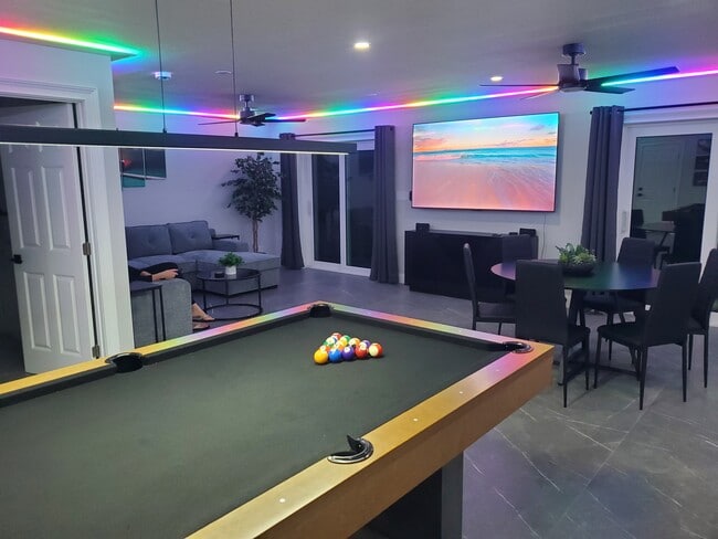 Building Photo - 8797 Rose Way