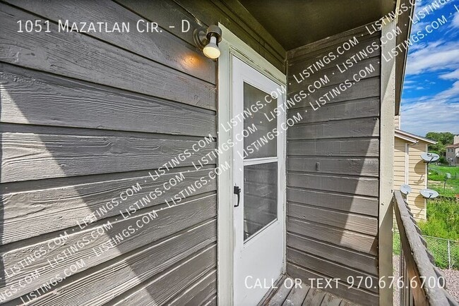 Building Photo - 1051 Mazatlan Cir