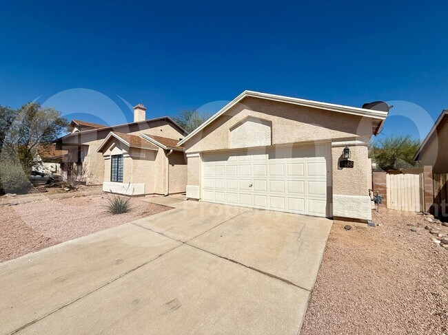 Primary Photo - 8488 N Winchester Creek Dr