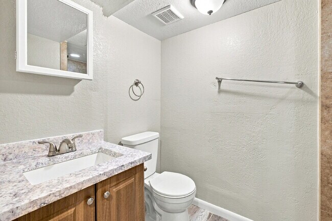 Building Photo - $2,240.95 with $300 Off the first month's rent, 4 Beds, 2 Baths, Triplex Unit in Littleton with W...