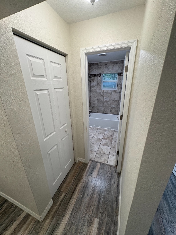 Building Photo - 680 N Court St