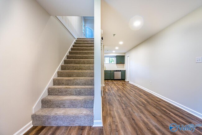 Building Photo - 7605 Fleming Hills Dr SW