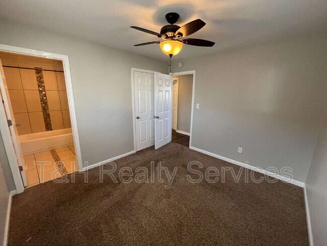 Building Photo - 333 N 7th Ave