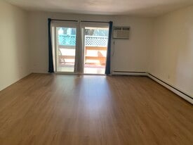 Building Photo - 8735 Navajo Rd