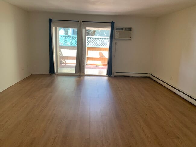 Building Photo - 8735 Navajo Rd