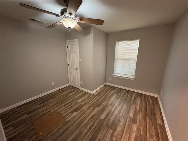 Building Photo - 549 Neomi Ave