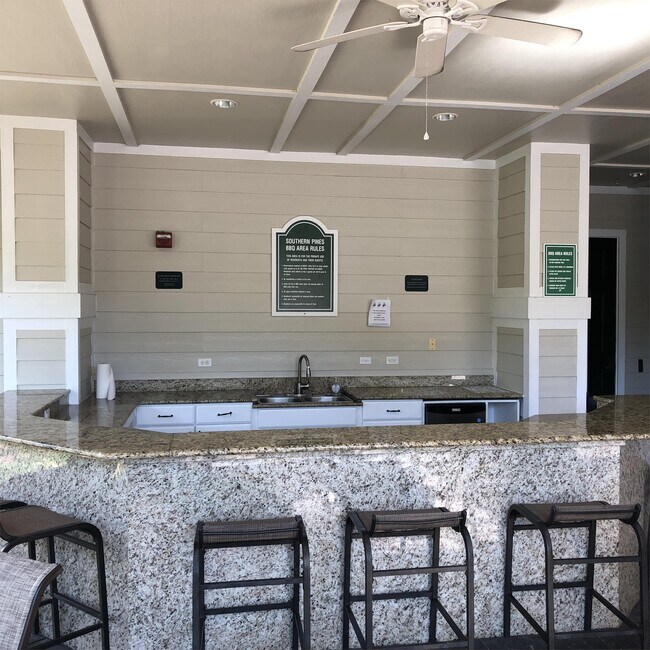 Building Photo - 1300 Eastern Pecan Pl