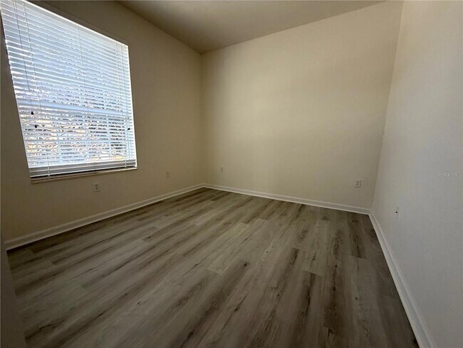Building Photo - 6335 Contessa Dr