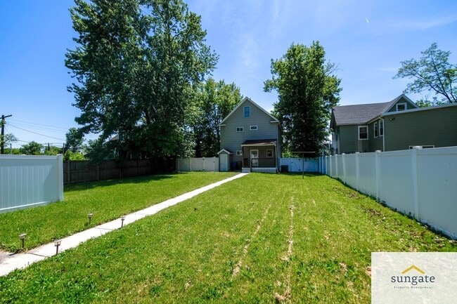 Building Photo - 3510 Hamilton Ave