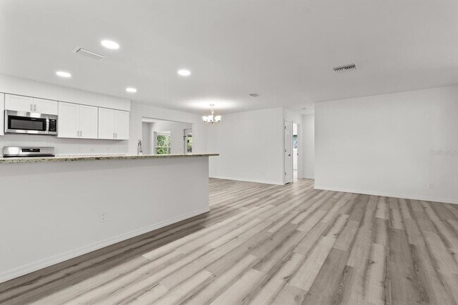 Building Photo - 1255 S Estate Point