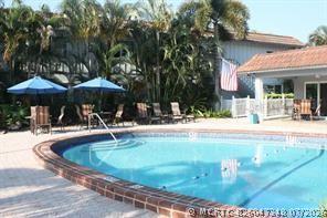 Building Photo - 649 W Oakland Park Blvd