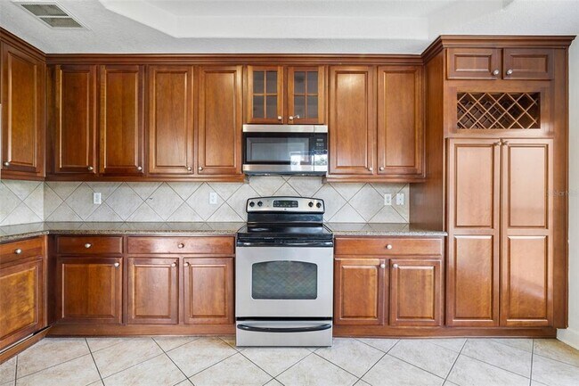 Building Photo - 7532 Toscana Blvd