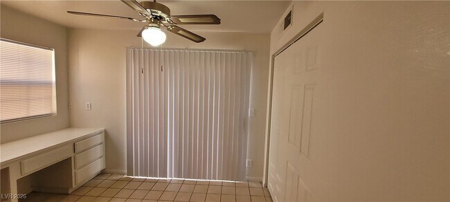 Building Photo - 6561 Avon Ct