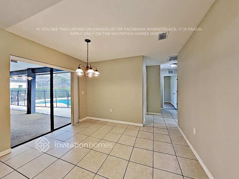 Building Photo - 3811 Northridge Dr