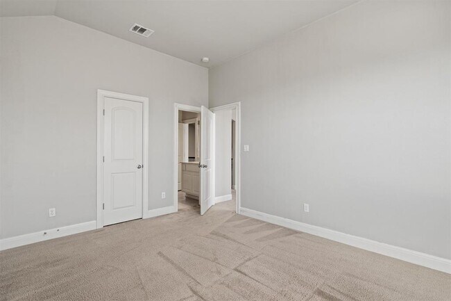 Building Photo - 2700 Mazaro Way