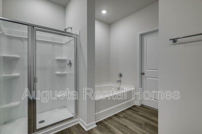 Building Photo - 1253 Birch Cir