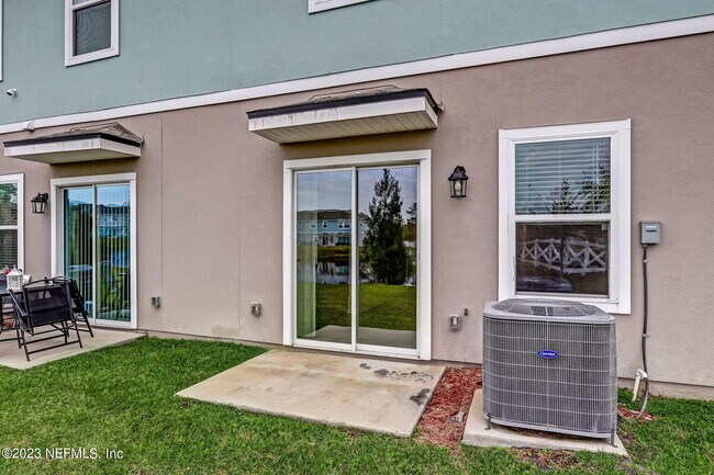 Building Photo - 988 Observatory Pkwy