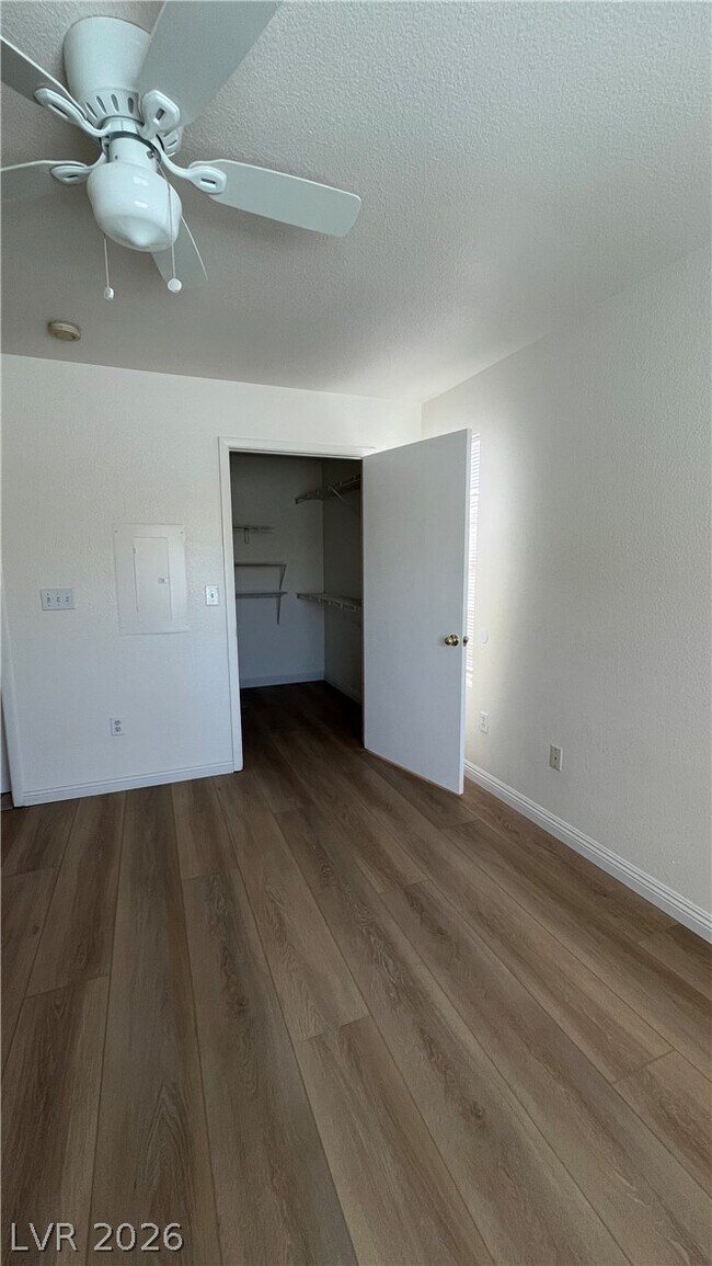 Building Photo - 8101 W Flamingo Rd