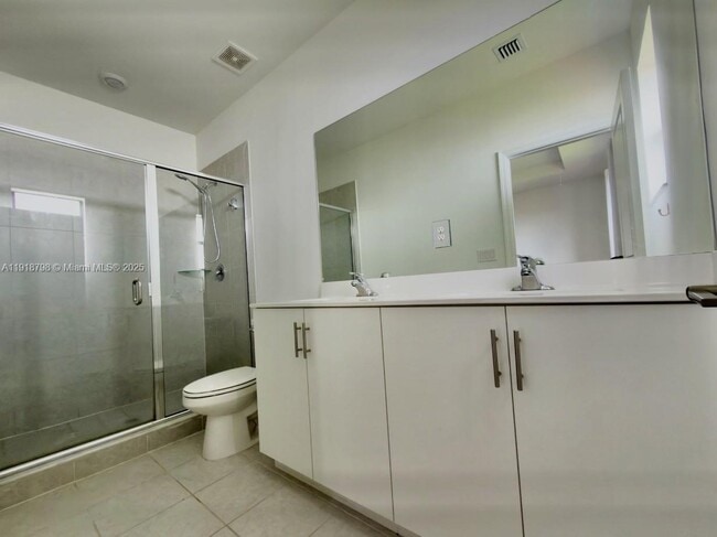 Building Photo - 25564 SW 108th Ave