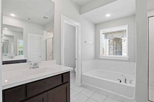 Building Photo - 12436 Penson St