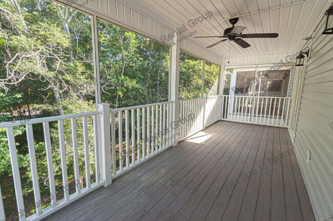 Building Photo - 4850 Meadowsweet Dr