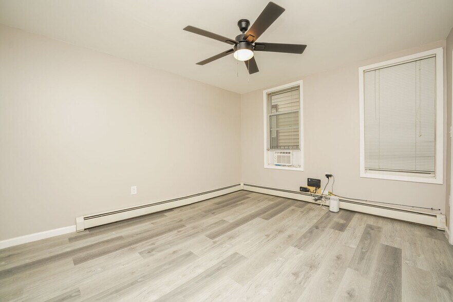 bedroom 2 - 341 Summer Ave