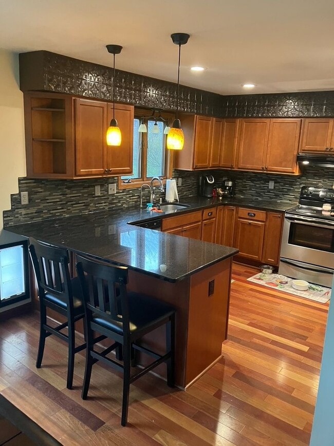 Building Photo - Single Family Home for Rent in Genesee