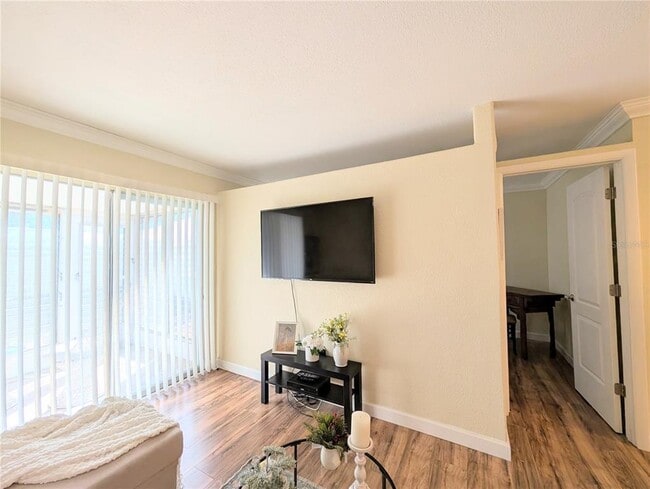 Building Photo - 5917 Todd St