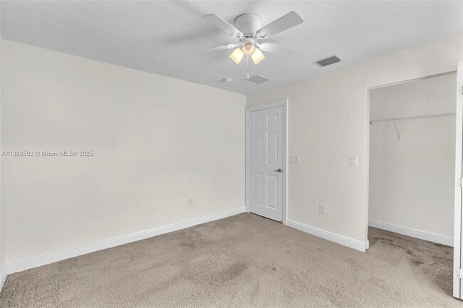 Building Photo - 5271 SW 173rd Ave
