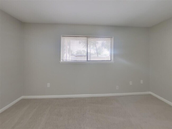 Building Photo - 218 S Diamondhead Blvd