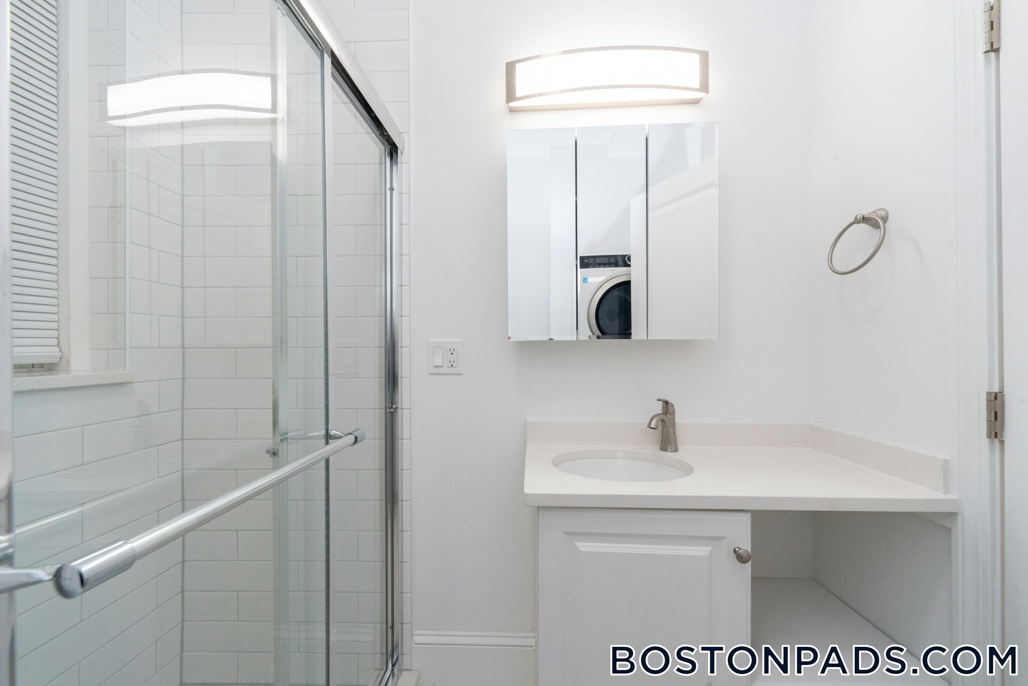 Building Photo - 24 Westland Ave